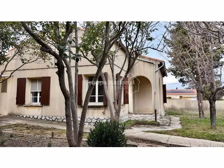 châteauneuf-les-martigues - t3 avec jardin - fort potentiel