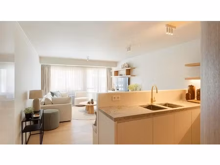 luxueus afgewerkt appartement ideaal gelegen tussen lichttoren- en driehoeksplein