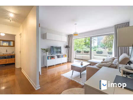 2 pièces 1 chambre véritable havre de paix en plein cœur du 11ème arrondissement !