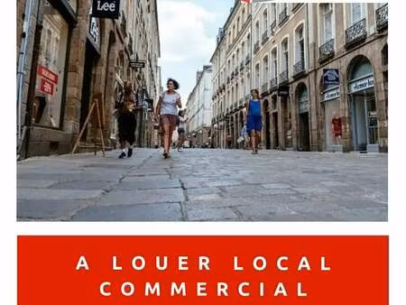location commerce lorient 56100 260m²