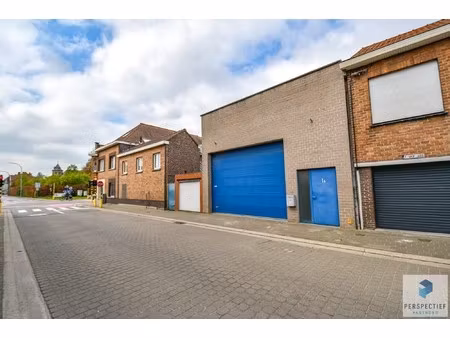 ruime loods met kantoor ruimte (249m²) te maldegem