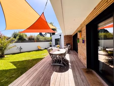 arradon-moustoir- maison 194m 2 env . 5 suites- garage