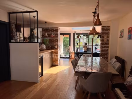 maison bordelaise rénovée avec piscine - 120 m2 - 3 chambres- cave de 60m2-