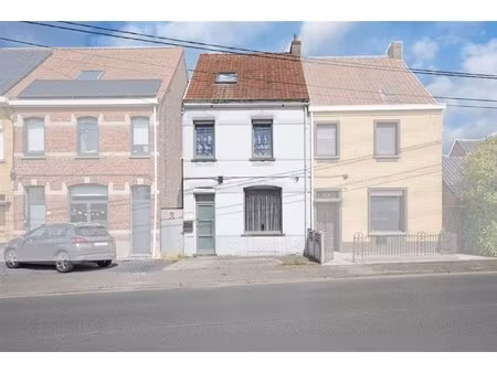 instapklare halfopen bebouwing te koop in kluisbergen!