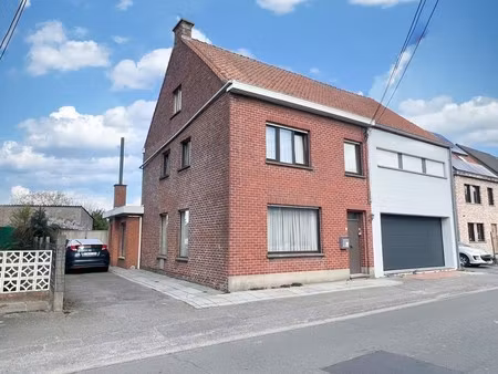 instapklare gezinswoning (4 slpks) +zonnige tuin 777m²!