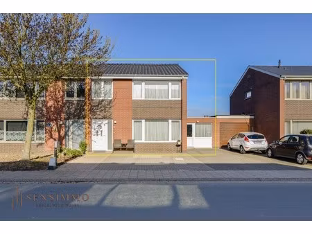 instapklaare woning met 3 slaapkamers te pelt