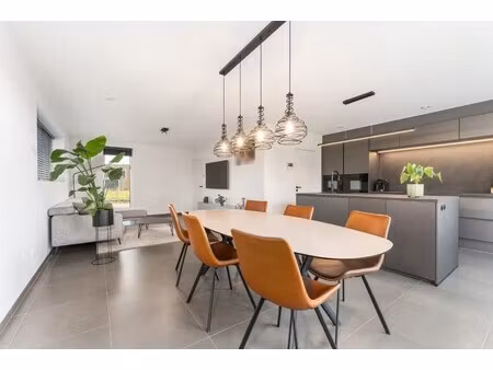 recente hob met 4 slpks en afzonderlijke garage te roeselare