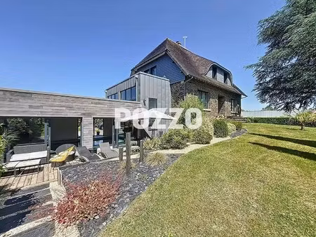 maison de luxe à vendre à saint-hilaire-du-harcouët : 499 000 €