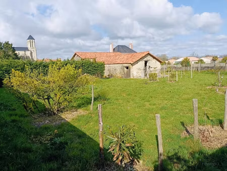 vente maison 1 pièce 215 m² saint-julien-des-landes (85150)