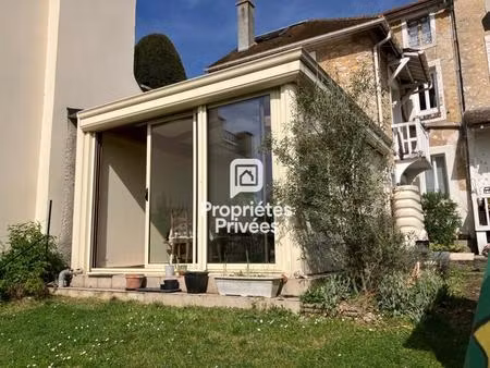 maison de village/appartement septeuil