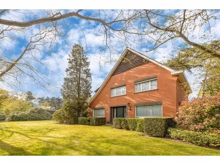 ruime woning op 1295m²