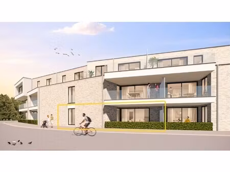 gelijkvloers appartement (117 m²) met 2 slaapkamers en overdekt terras.