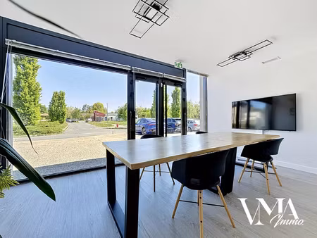 vente bureau 44 m² les chères (69380)