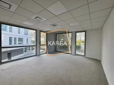 location bureaux 44 m²