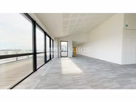 location bureaux 229 m²
