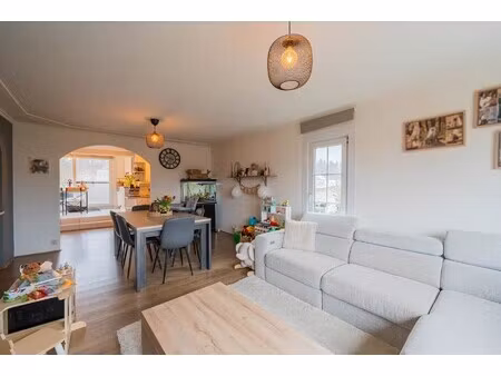 lichtrijke  vrijstaande woning met zuidgerichte tuin