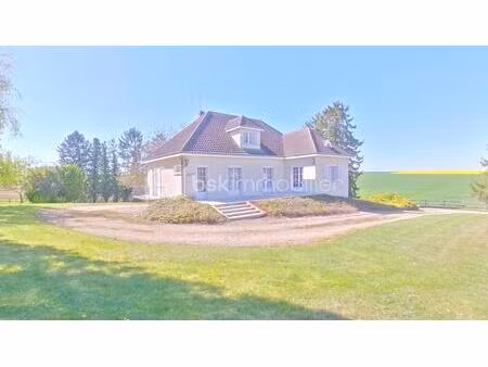 maison de 131 m² à perceneige