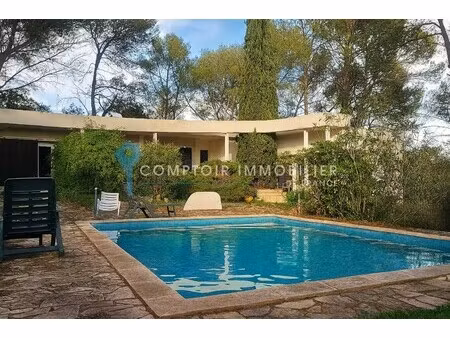villa de luxe à vendre à nîmes : 525 000 € | 168m²