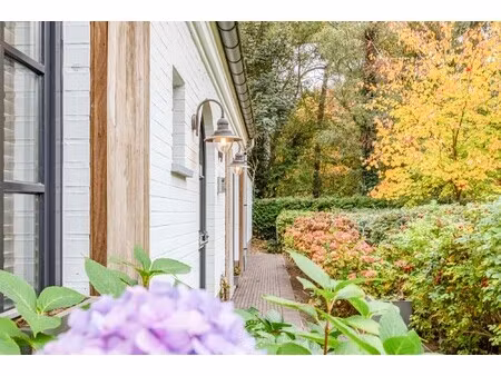 exclusieve villa te waasmunster  landelijke charme temidden van groen