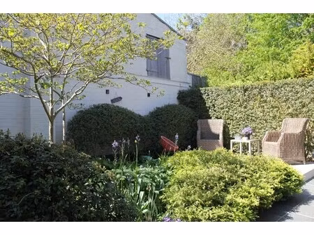 ruime gezinswoning (278m²) met zonnige  rustige tuin zonder inkijk in beveren-leie