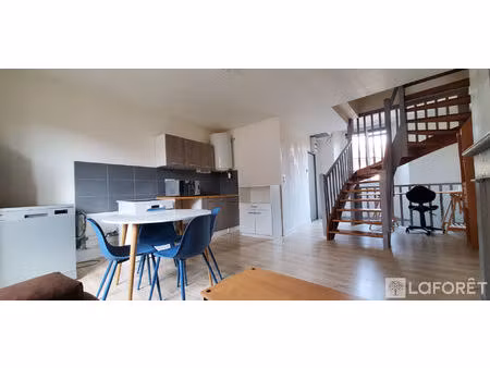 appartement t3 semi meublé saint-flour