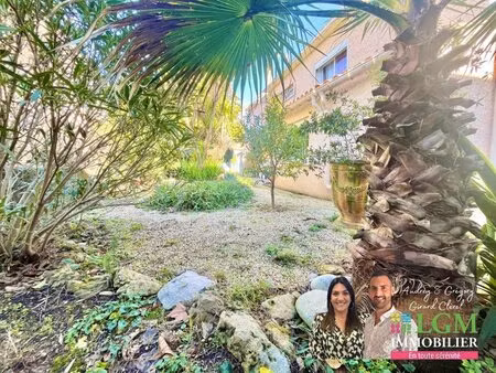 vivre en haut  créer en bas : une maison pensée pour allier vie de famille et espace...