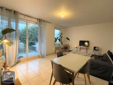 location appartement 3 pièces 61m² montfavet 84140