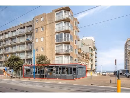 commercieel te koop in koksijde