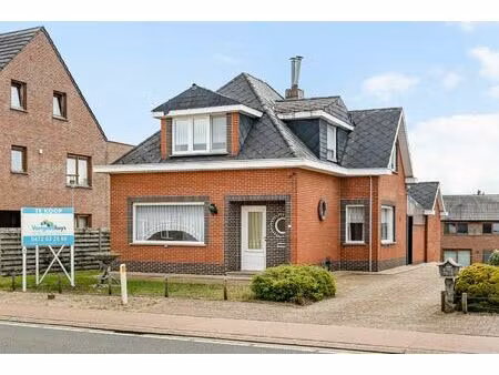 huis te koop in laakdal met 3 slaapkamers