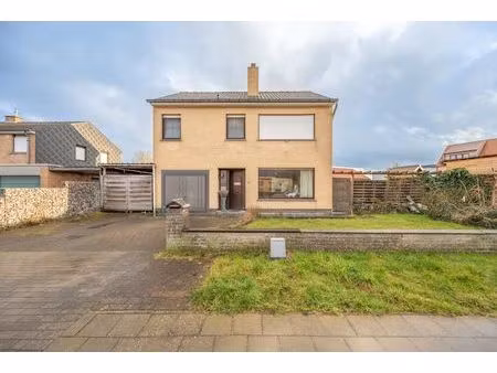 huis te koop in zedelgem met 4 slaapkamers