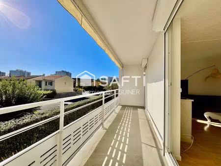 grand t3 lumineux avec grand balcon  au calme