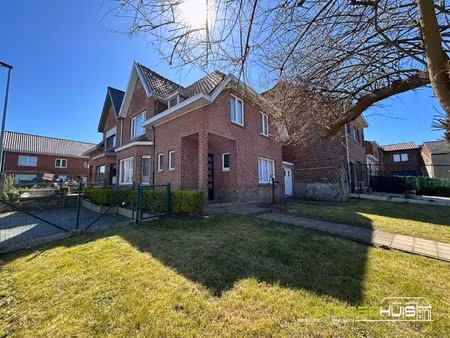 huis te koop in meerbeke met 3 slaapkamers