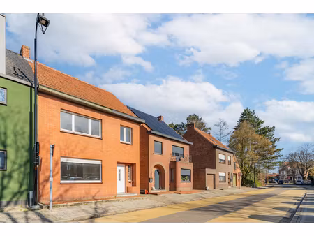 huis te koop in dessel met 4 slaapkamers