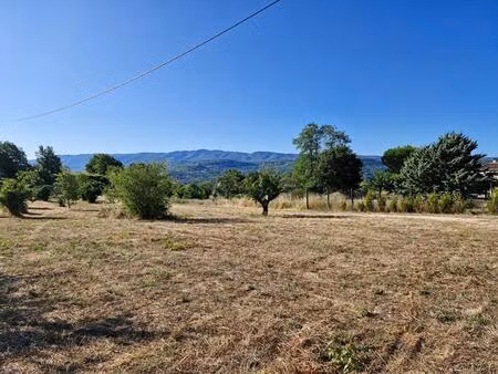 mas de hameau avec grand terrain et vue