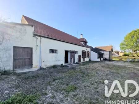 ferme à chamvres (89300)