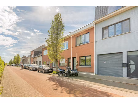 huis te koop in hemiksem met 2 slaapkamers