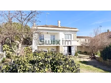 villa en r+1 avec deux appartements indépendants