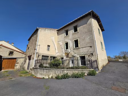 ancien corps de ferme à rénover : beau potentiel