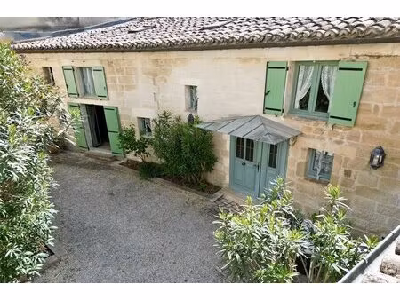 maison de charme au coeur d'uzès avec jardin et stationnement
