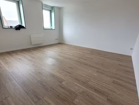 location appartement 1 pièce 23m² cambrai 59400