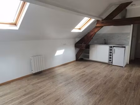 location appartement 2 pièces 32m² rousies 59131