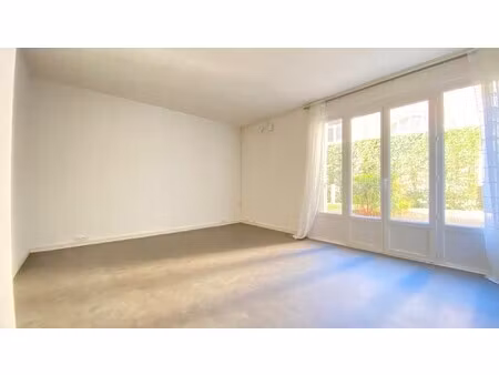 location appartement 3 pièces 55m² douai 59500
