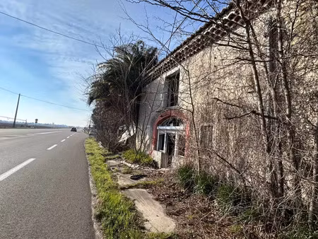 vente local industriel 4 pièces 275 m² pierrelatte (26700)