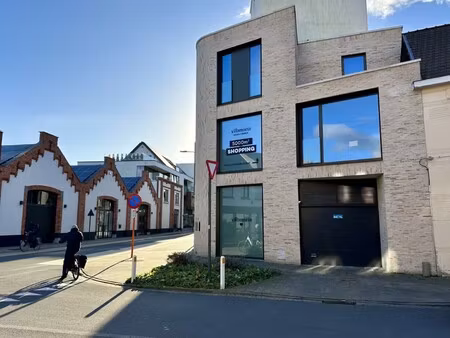 zeer ruim appartement op goede locatie nabij de smedenpoort