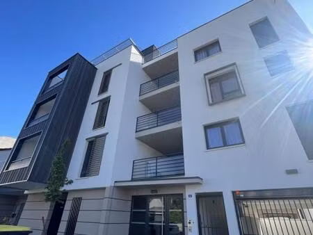 appartement 3 pièces  69 m²  dijon