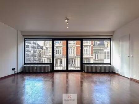 ruim appartement vlakbij station gent sint-pieters