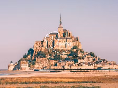 maison de 10 pièces de luxe en vente à le mont-saint-michel  normandie