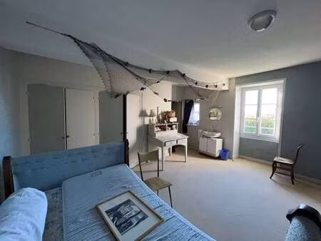 vente maison à melle (79500) : à vendre / 333m² melle