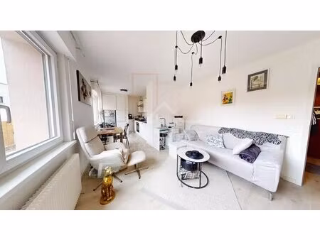 bel appartement 2 pièces de 42m² - avec ascenseur - centre-ville de wissembourg