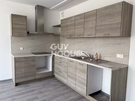 location d'un appartement t4 (78.60 m² ) à lutzelhouse